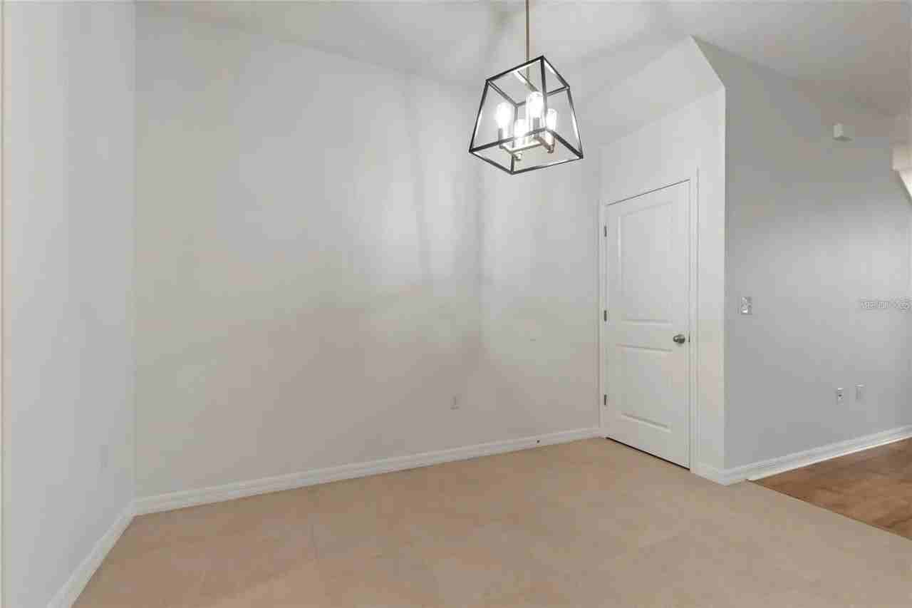 2879 Suncoast Blend Dr - Photo 5 of 35