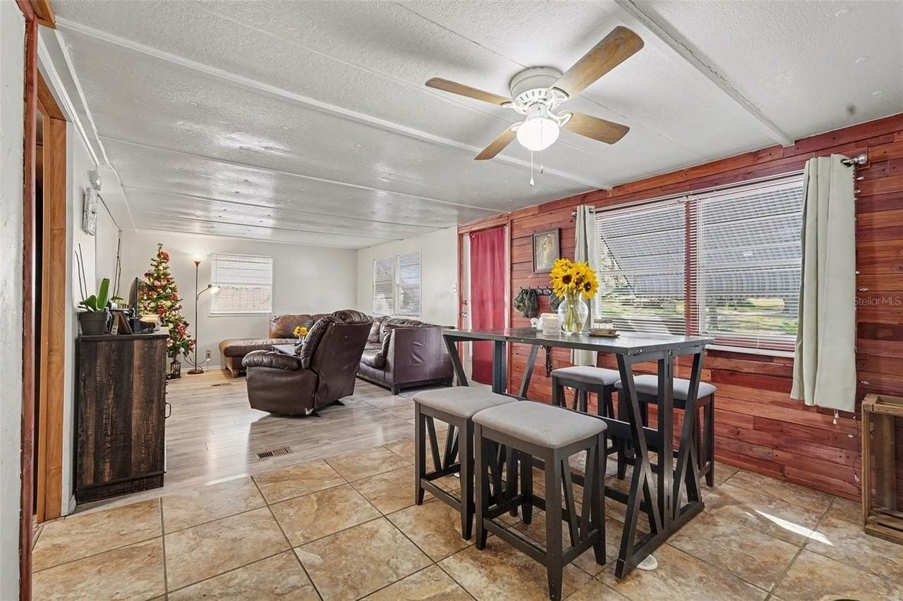 4654 Ryals Rd - Photo 4 of 45