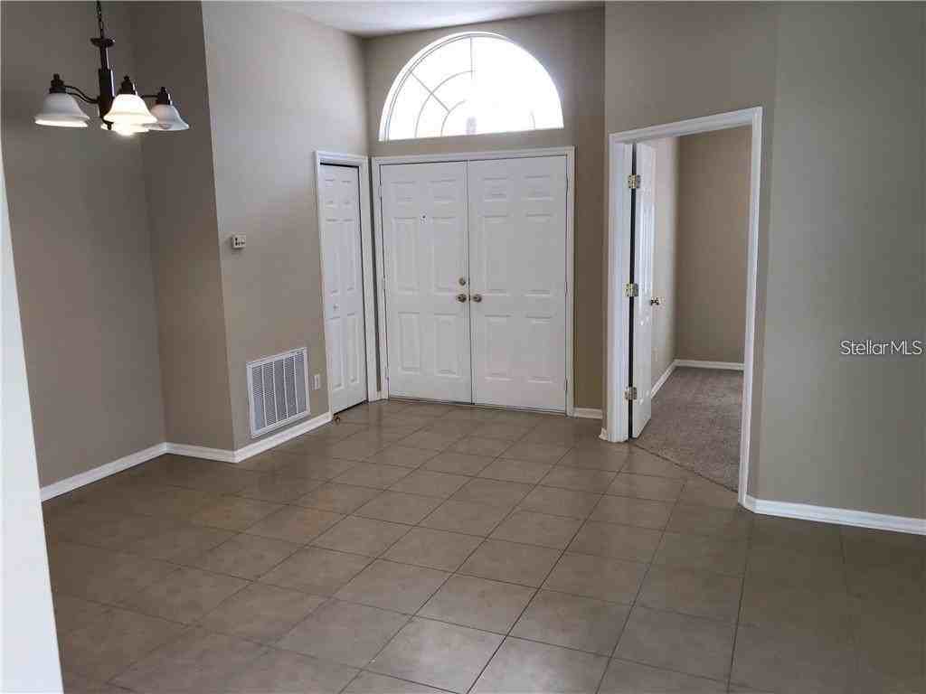 2622 Allwood Ave - Photo 3 of 11