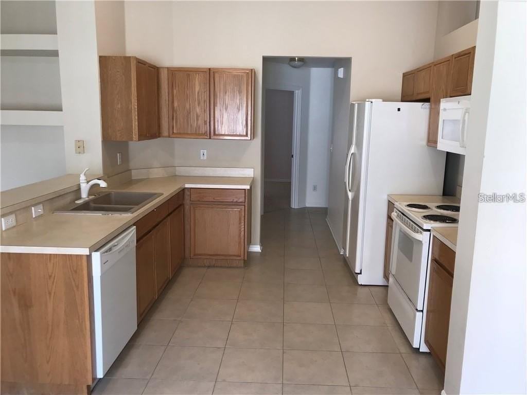 2622 Allwood Ave - Photo 5 of 11