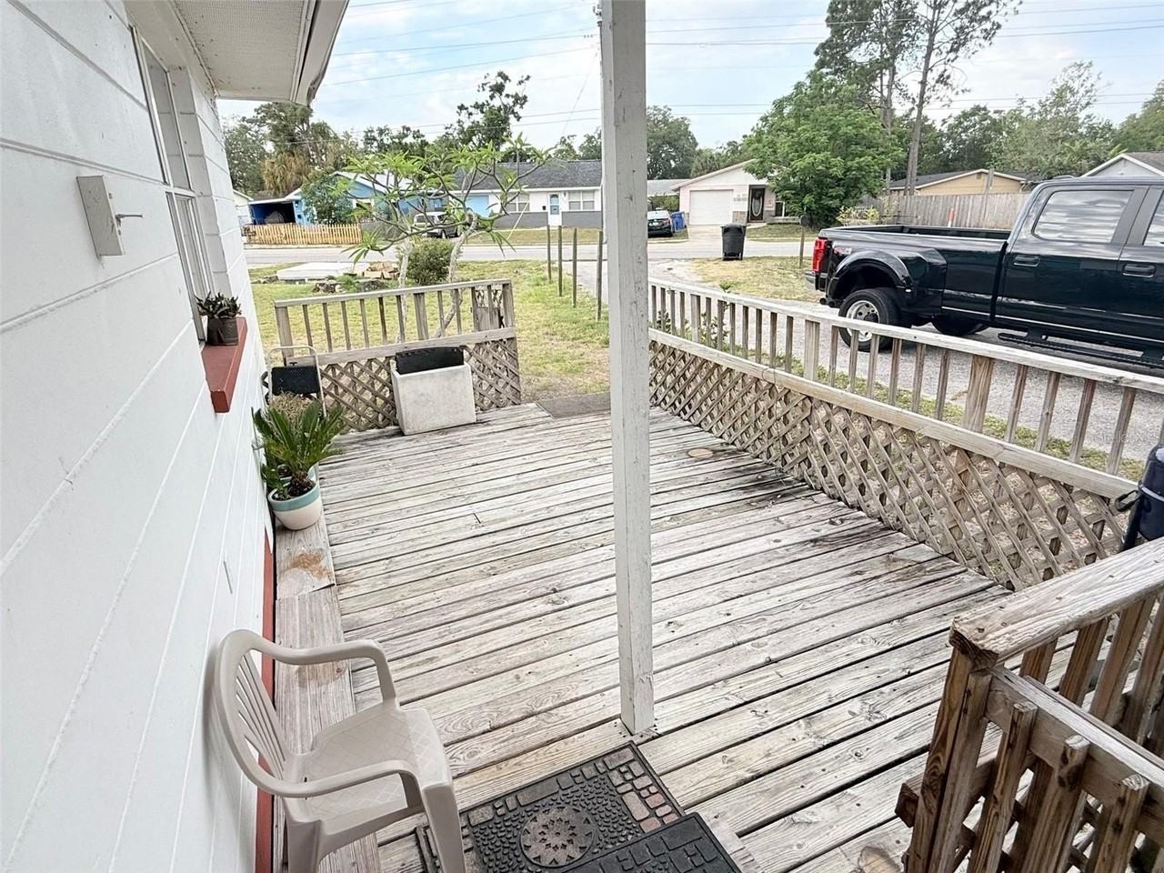 4819 Haines Rd N - Photo 2 of 21