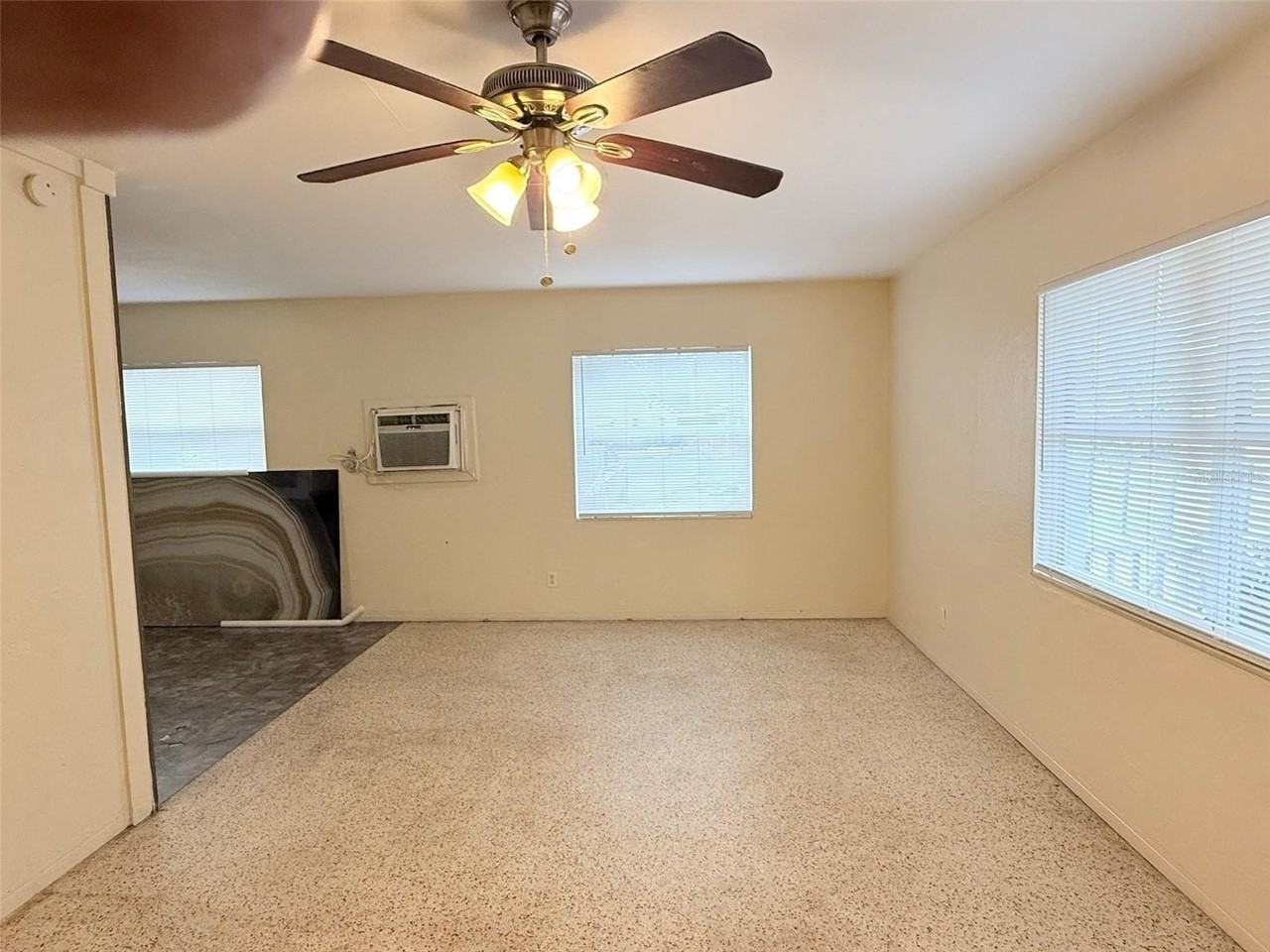 4819 Haines Rd N - Photo 4 of 21