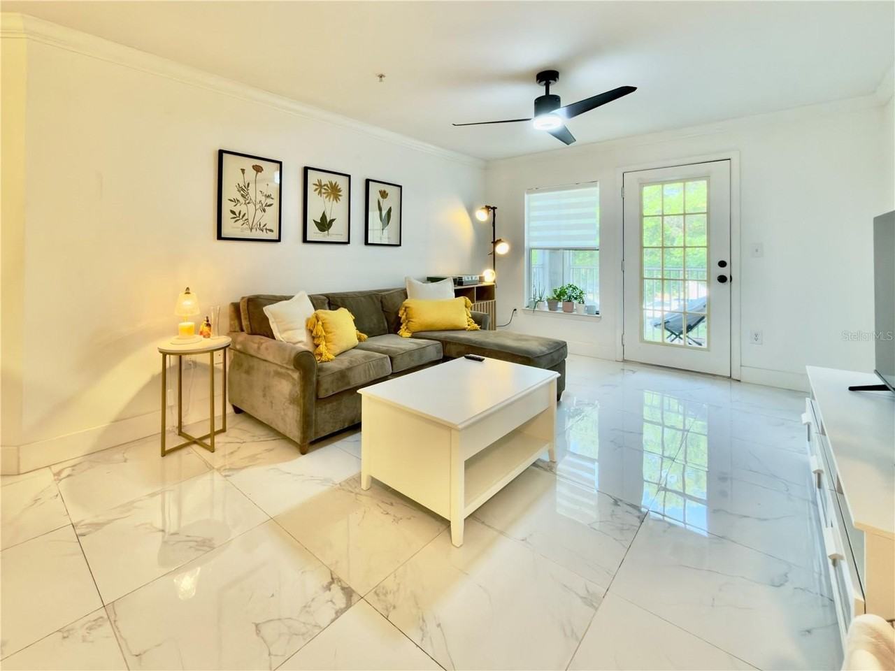 18111 Bridle Bit Ln - Photo 2 of 20
