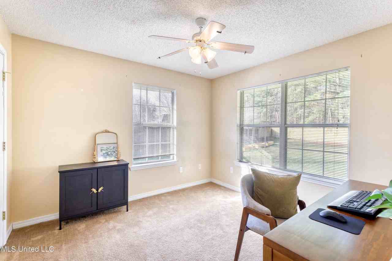 14347 Atwood Cv - Photo 3 of 27