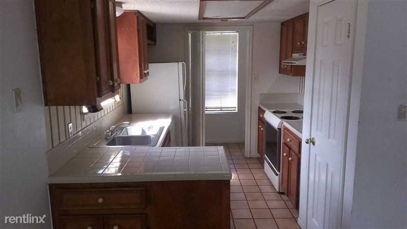 44 Clark St - Photo 2 of 13