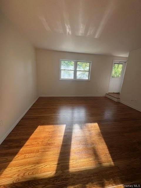 408 7th St #A - Photo 2 of 14