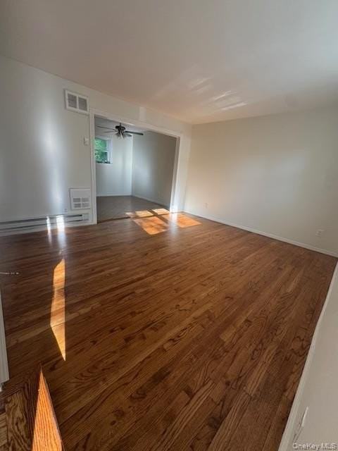 408 7th St #A - Photo 5 of 14
