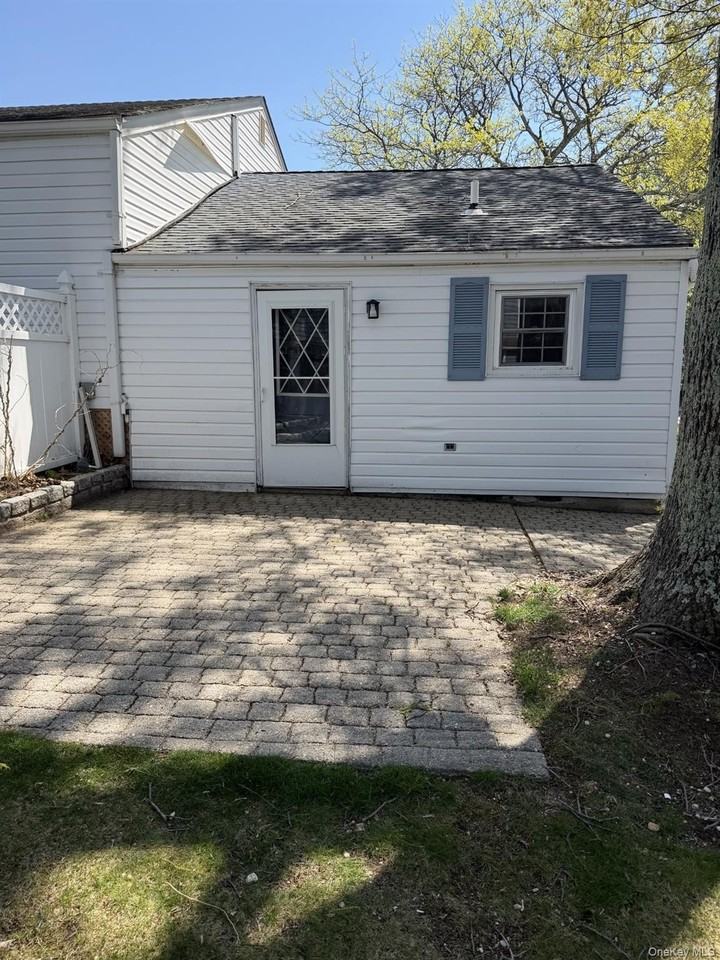 9 Elwin Pl - Photo 2 of 10