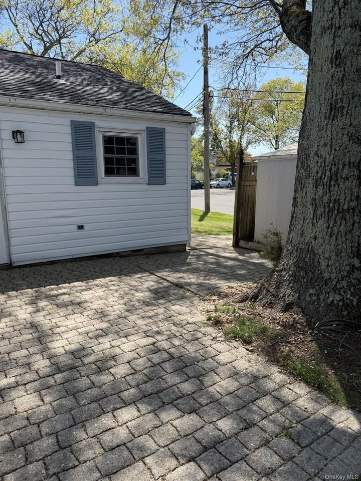 9 Elwin Pl - Photo 3 of 10
