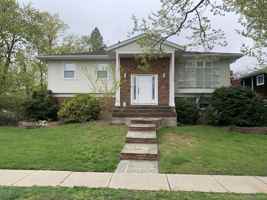 featured image of 1110 William St