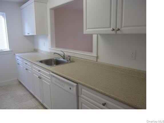 202 Tondo Cir #202 - Photo 3 of 15