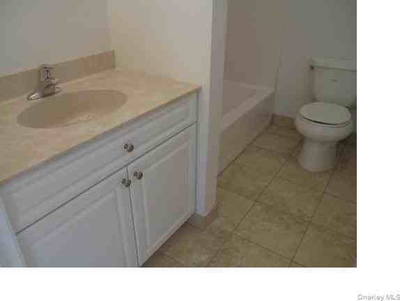 202 Tondo Cir #202 - Photo 7 of 15