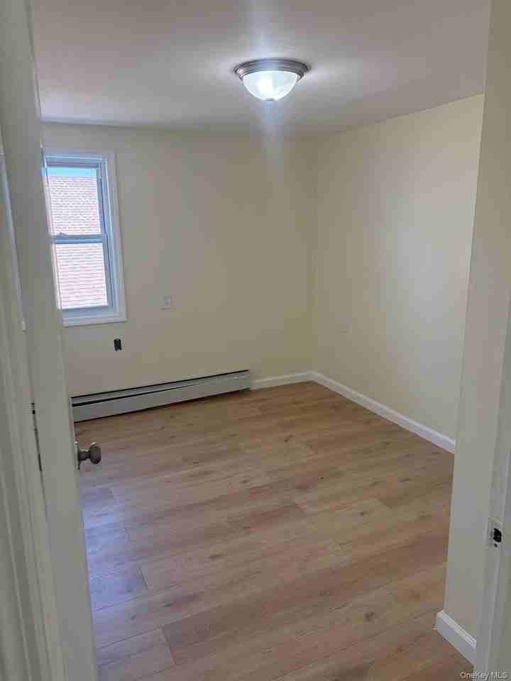 16201 85th Ave #3FL - Photo 3 of 5