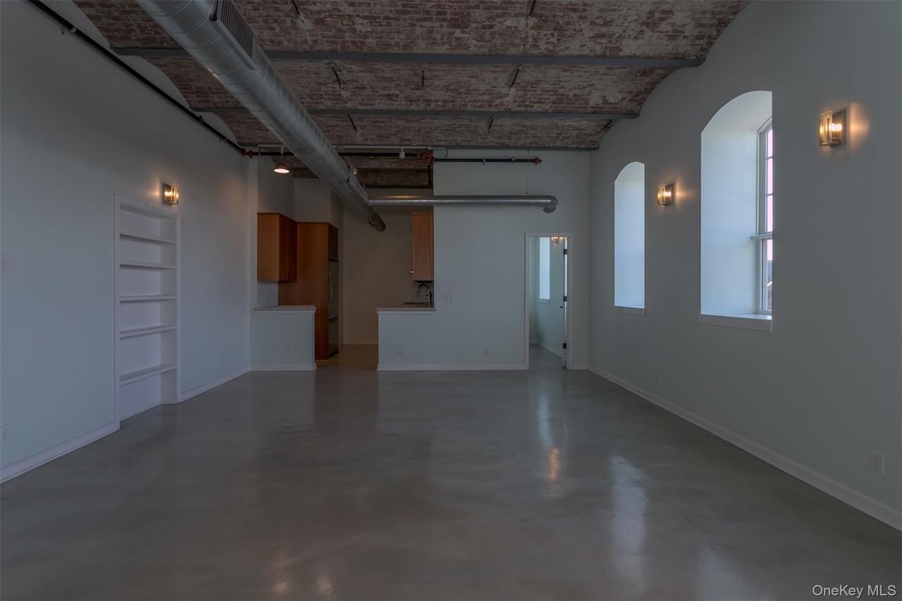 22 Cottage St #3B - Photo 2 of 16