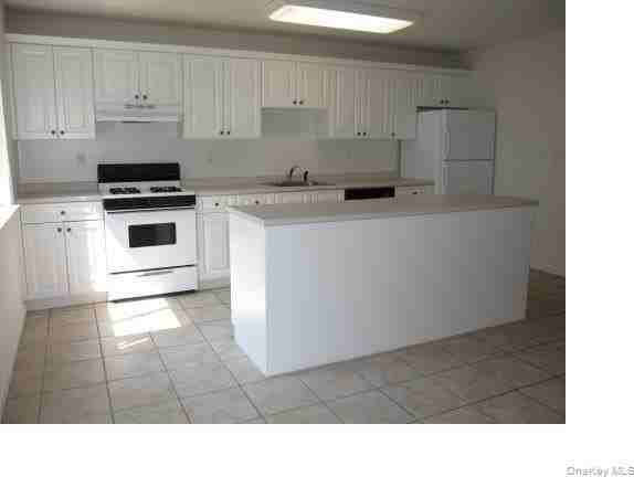 25 College Ave #512 - Photo 4 of 24