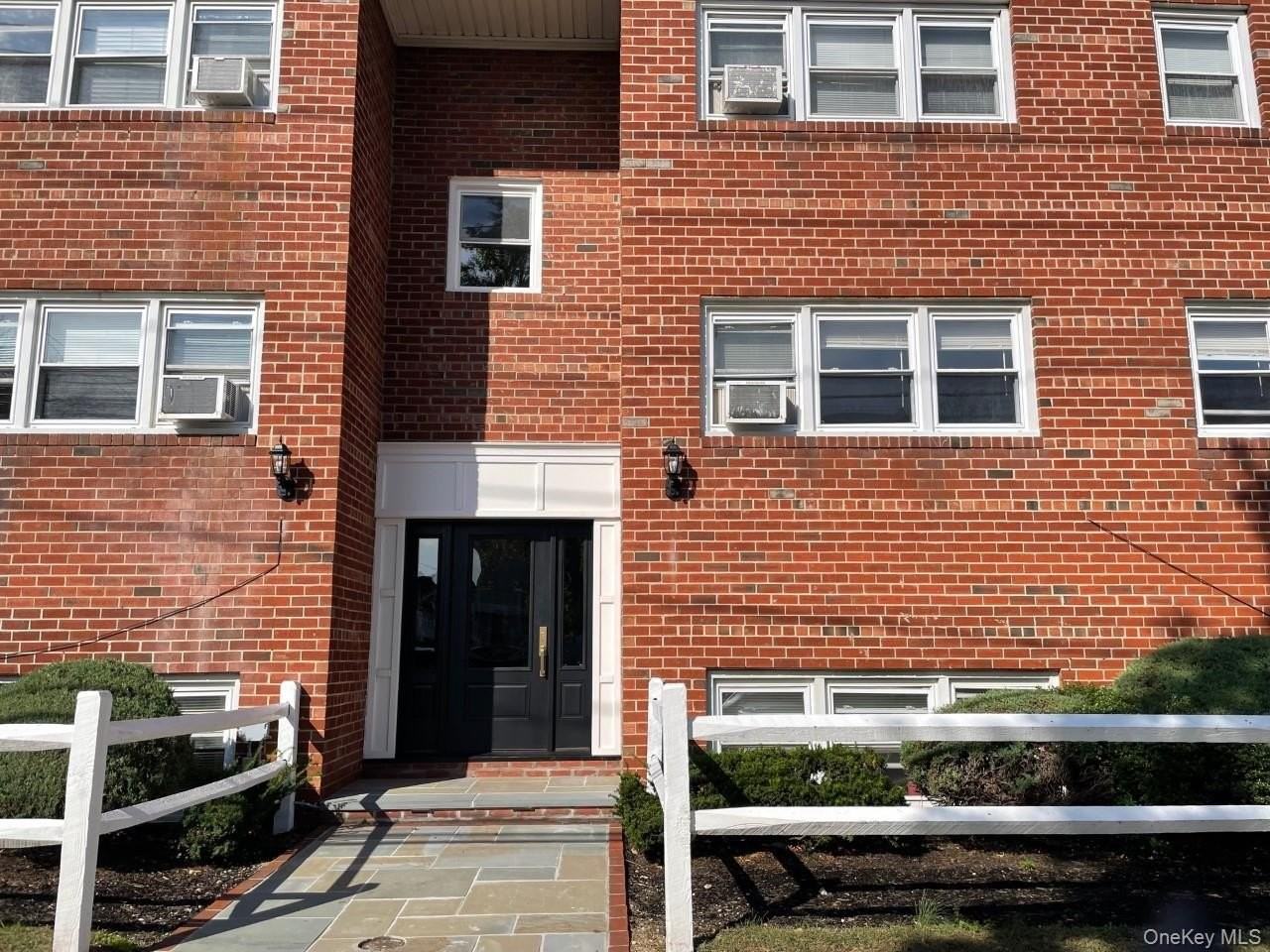 133 Dubois Ave #A9