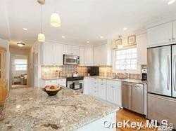207 Jefferson Ave - Photo 4 of 24