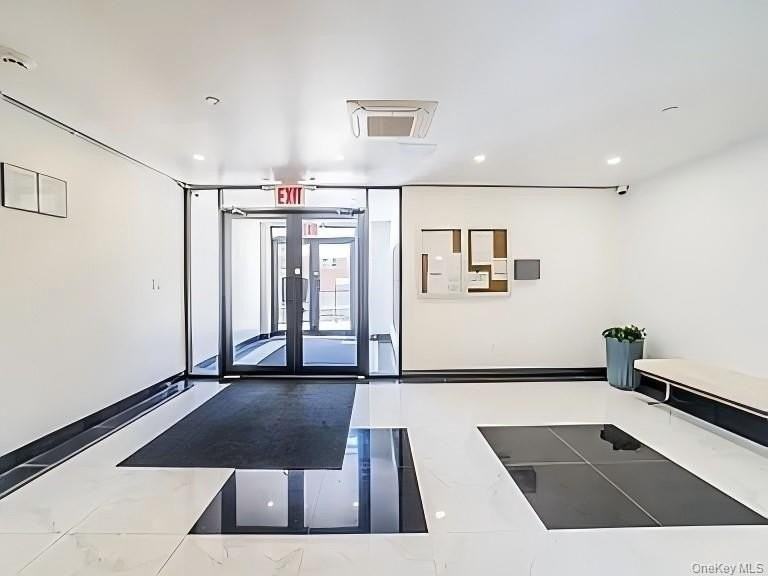 4229 Parsons Blvd #6B - Photo 2 of 6