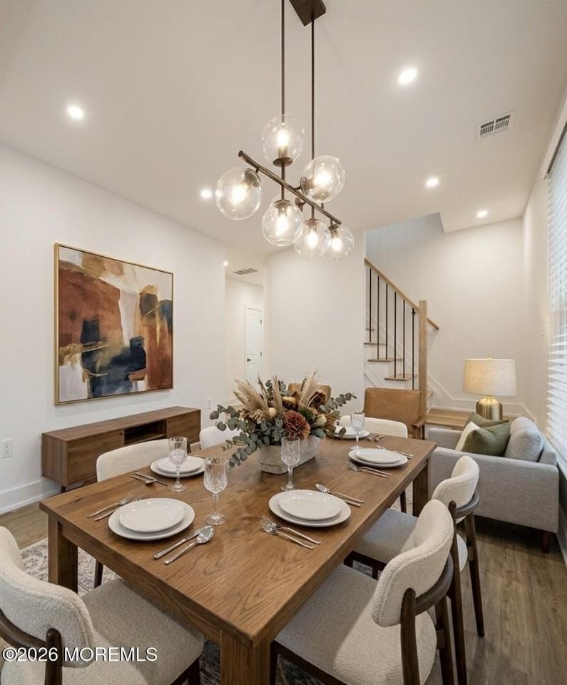 427 Hoyt St - Photo 7 of 50