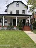 700 5th Ave #B - Photo 1 of 1