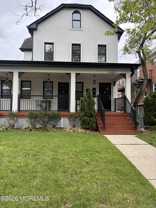 700 5th Ave #B - Photo 1 of 1