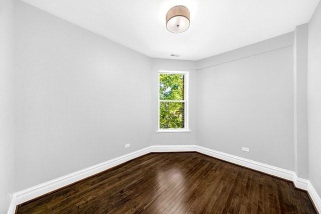 523 N Kedzie Ave #2 - Photo 5 of 8