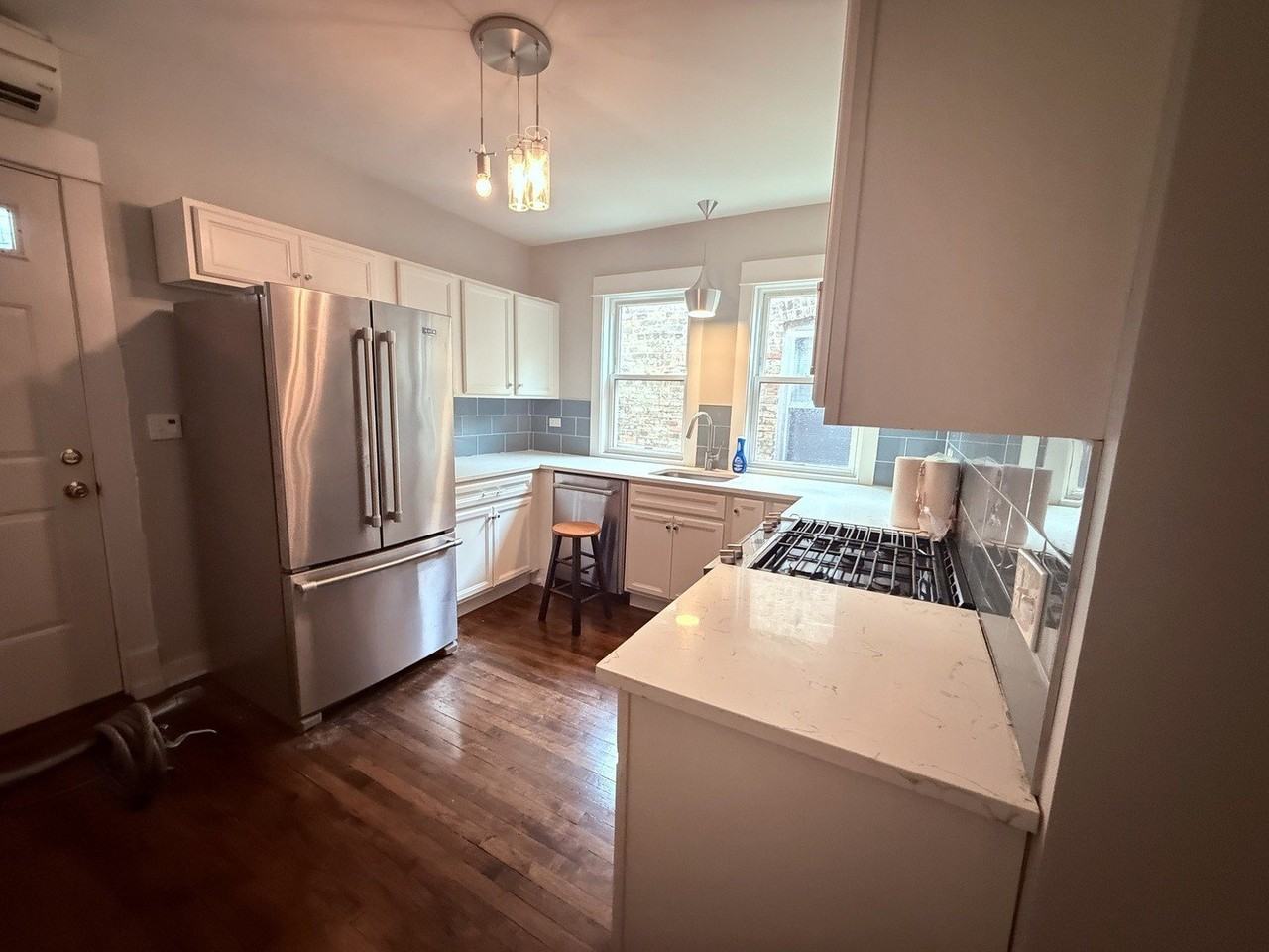 202 N Marion St #2 - Photo 4 of 12