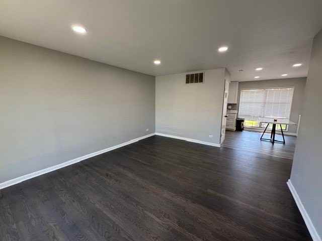1123 Cedar Ln - Photo 2 of 12