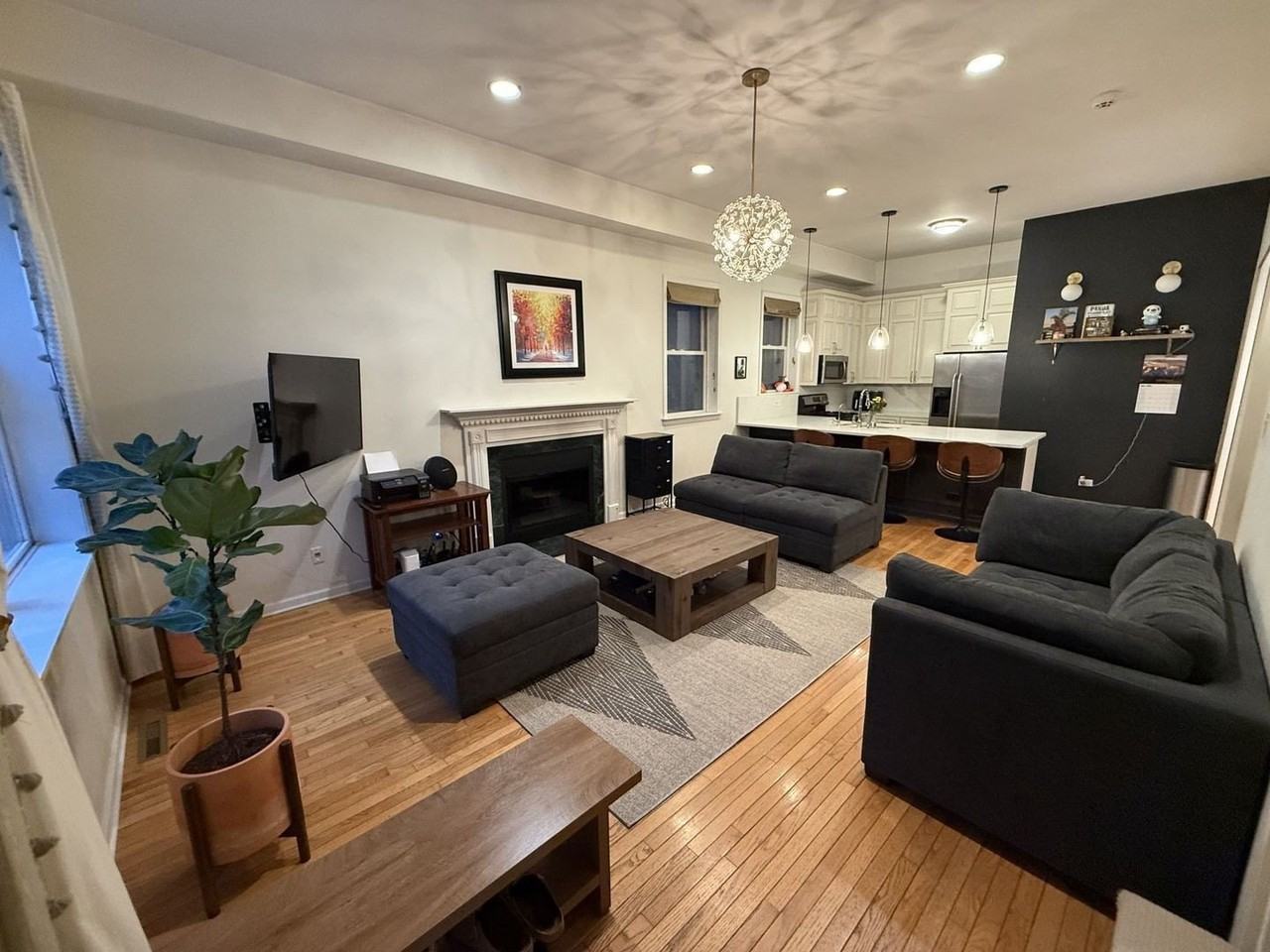 1455 W Wolfram St #A - Photo 3 of 12