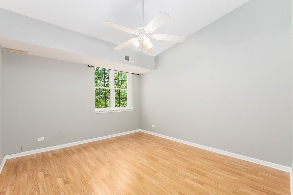 798 N Gary Ave #210 - Photo 7 of 13