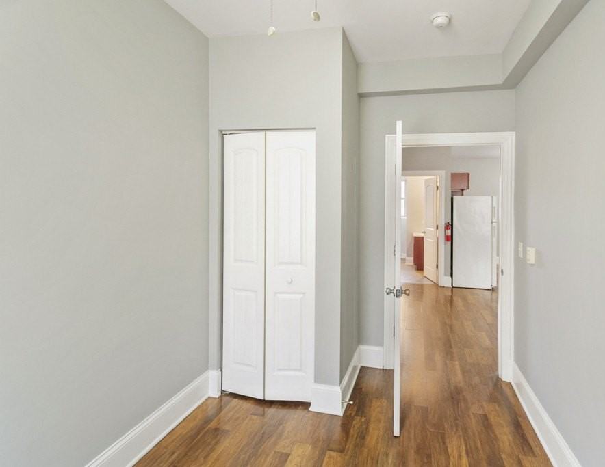 115 N Hickory St #C - Photo 7 of 8
