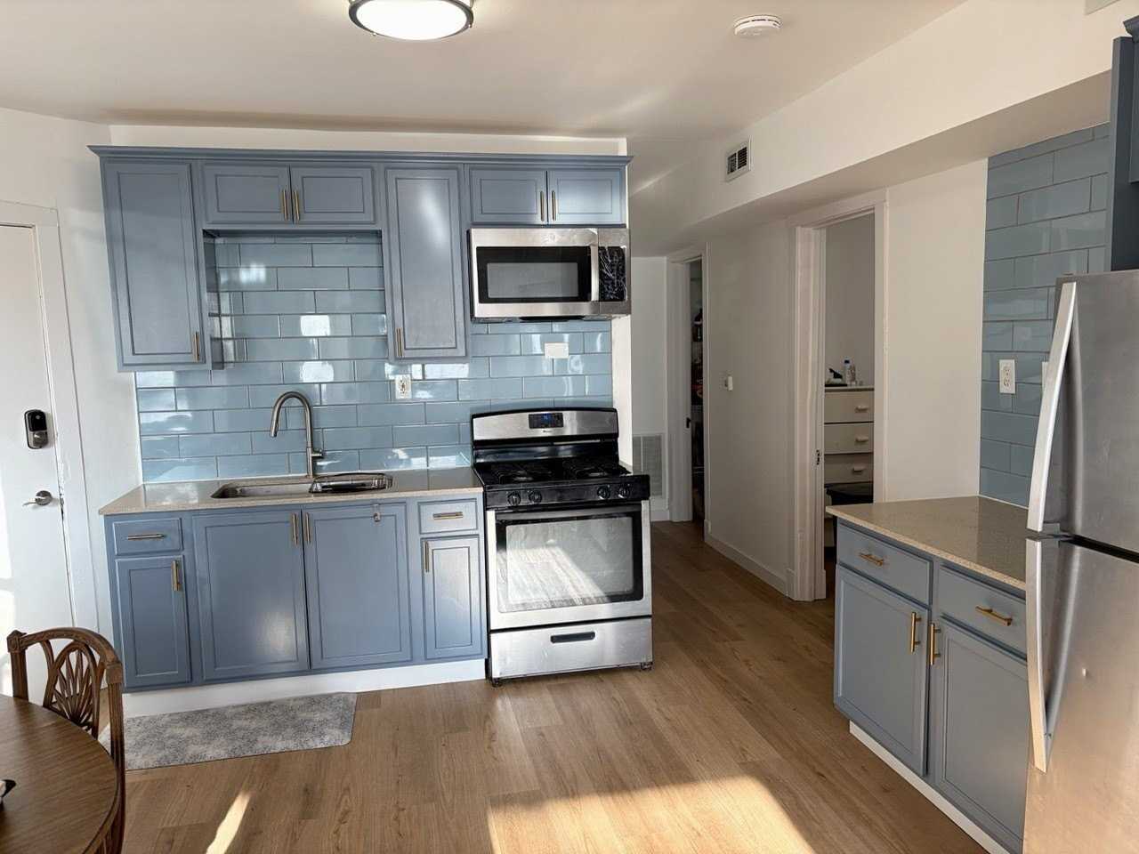 2138 N Keeler Ave #1 - Photo 6 of 21