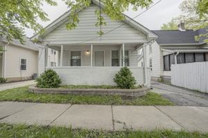 featured image of 746 Jackson St