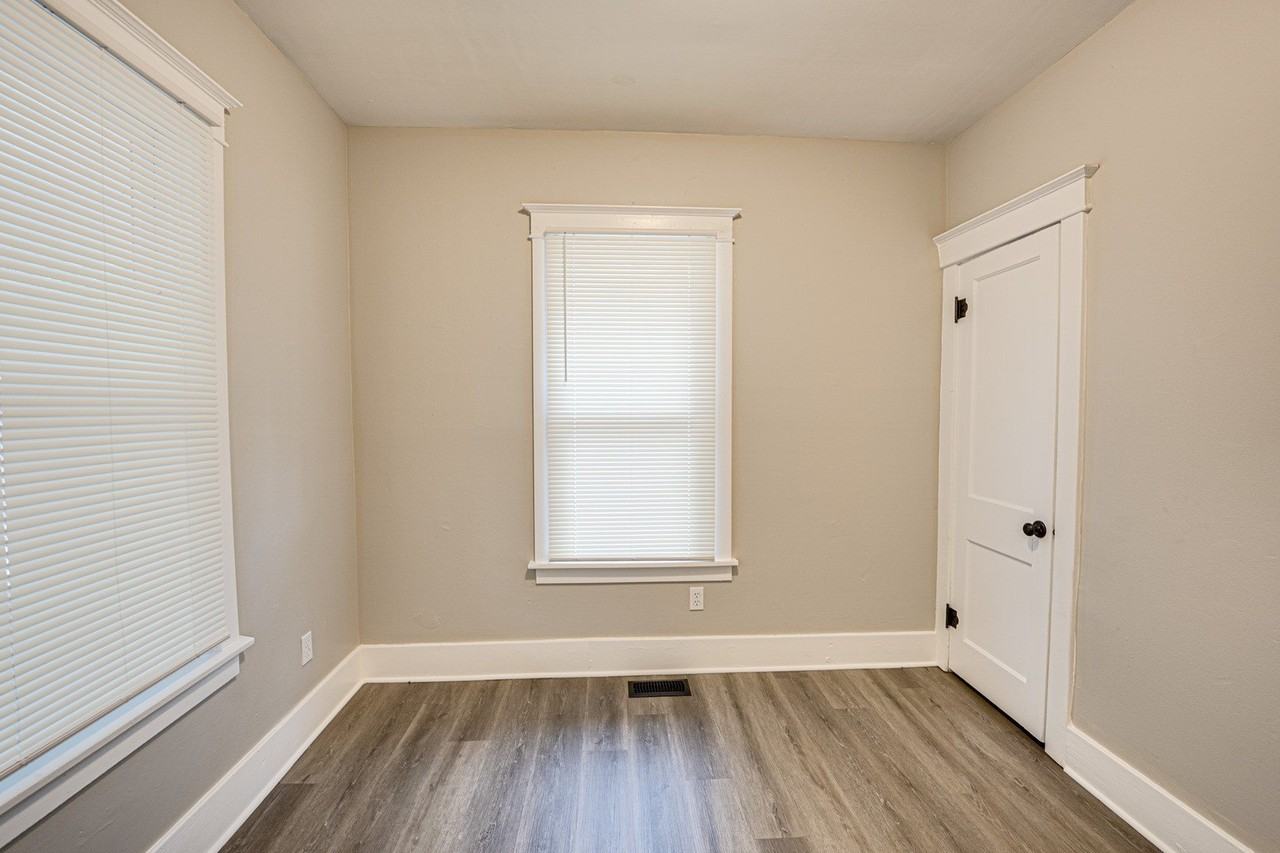 746 Jackson St - Photo 6 of 15
