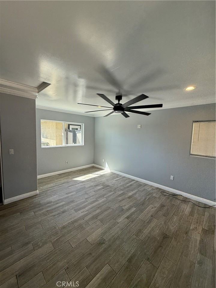 1147 E Lemon Ave - Photo 4 of 14