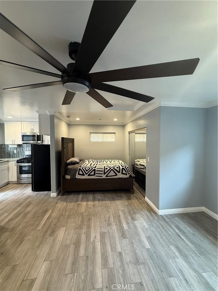 1147 E Lemon Ave - Photo 7 of 14