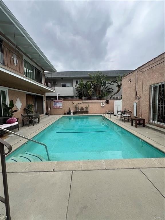 1933 S Corning St - Photo 7 of 32