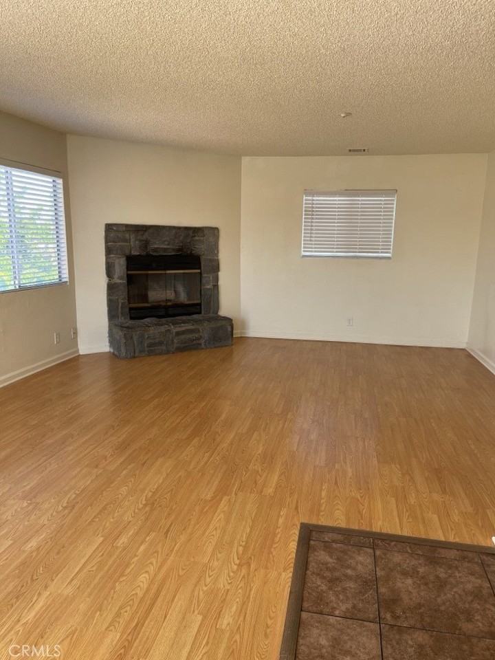 13757 Greenwood Pl #2 - Photo 6 of 21