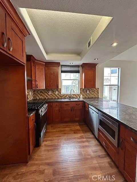 1020 S San Marino Way - Photo 4 of 36