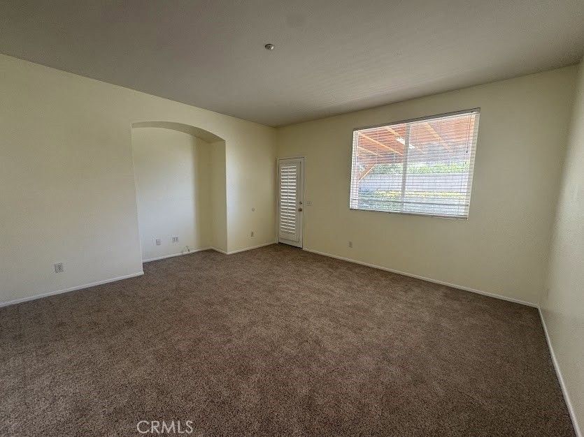 15535 Caroline St - Photo 4 of 20