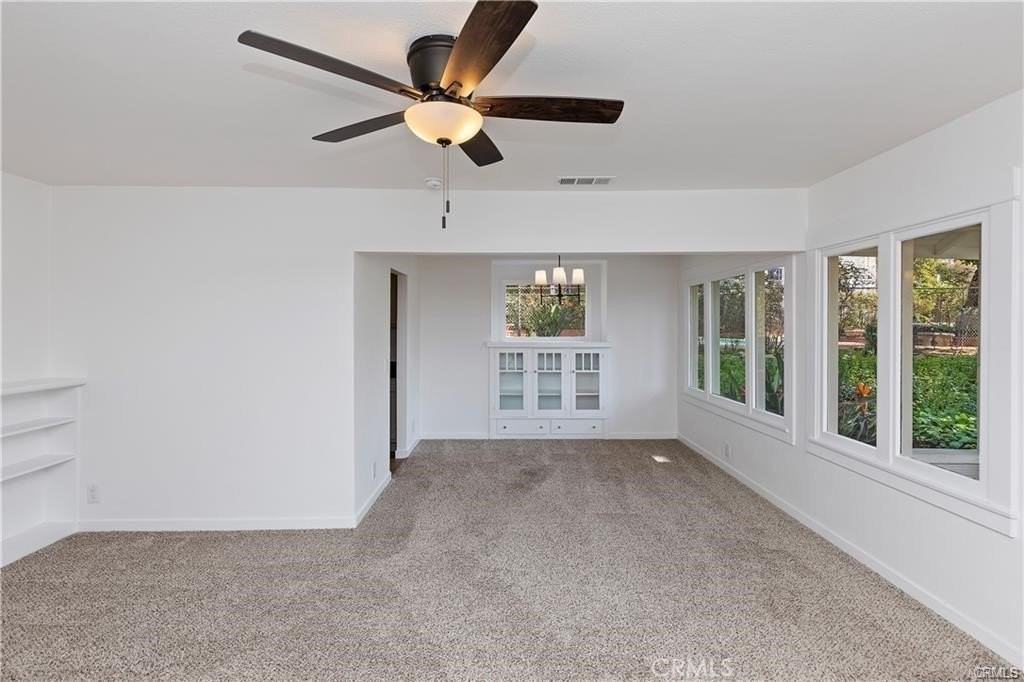 8615 Dufferin Ave - Photo 4 of 15