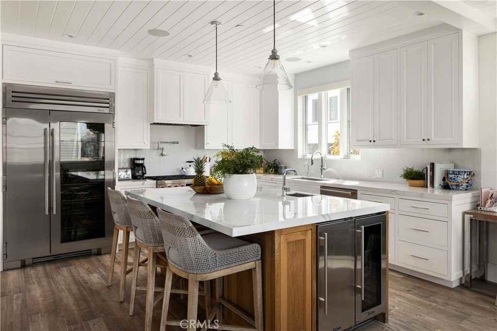 400 40th St - Photo 7 of 33