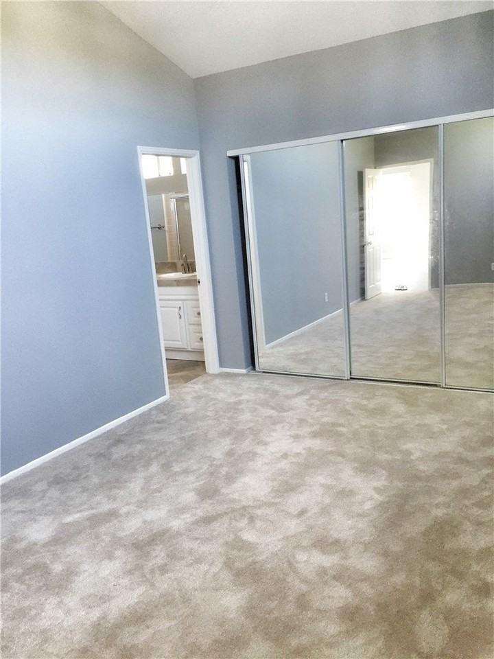 211 Palmer St #1-2 - Photo 5 of 17