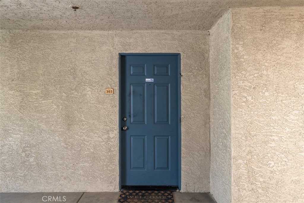 1035 La Terraza Cir #303 - Photo 5 of 38