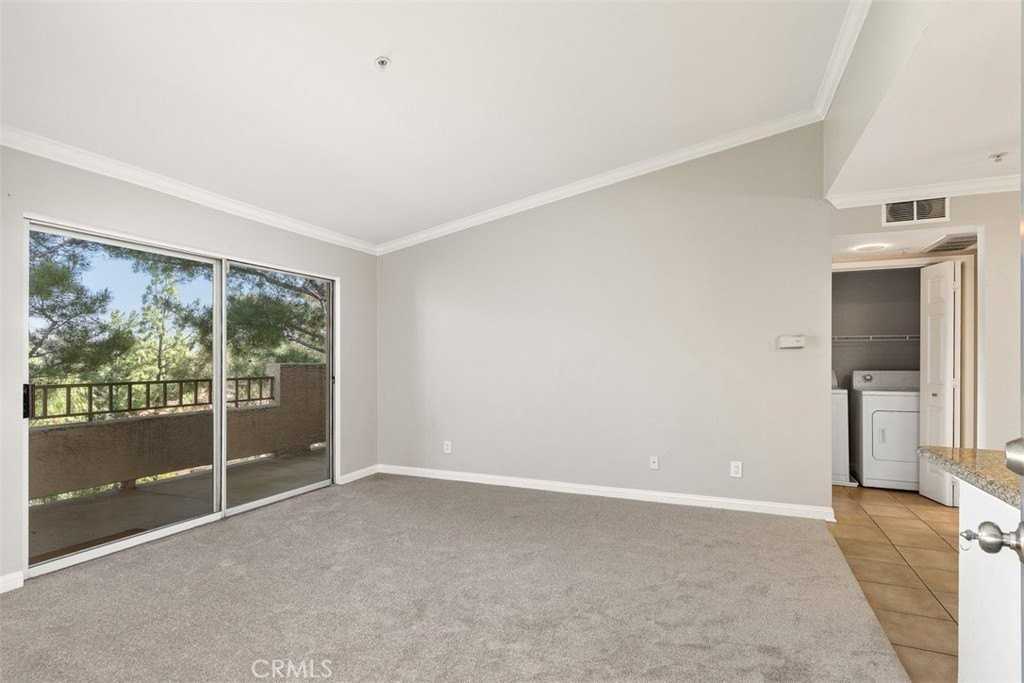1035 La Terraza Cir #303 - Photo 7 of 38