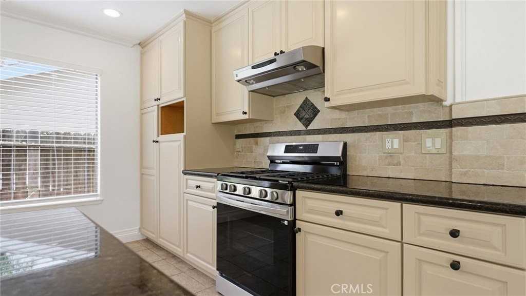 23732 Aventura - Photo 7 of 50