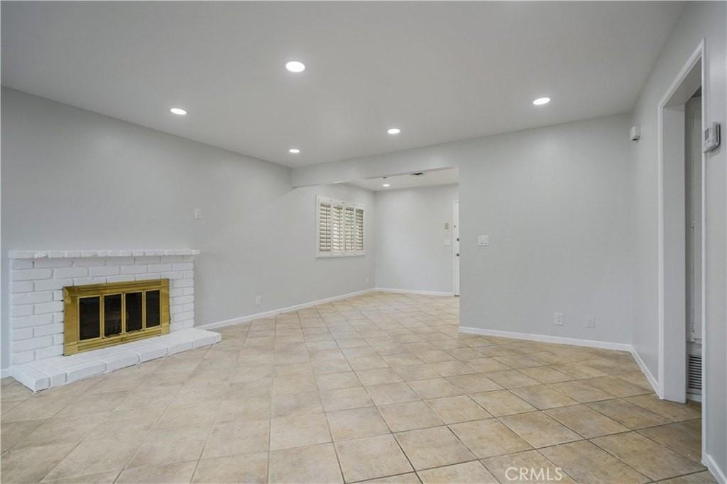 7055 Avenida Leon - Photo 3 of 25
