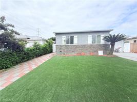 featured image of 17513 Glenburn Ave
