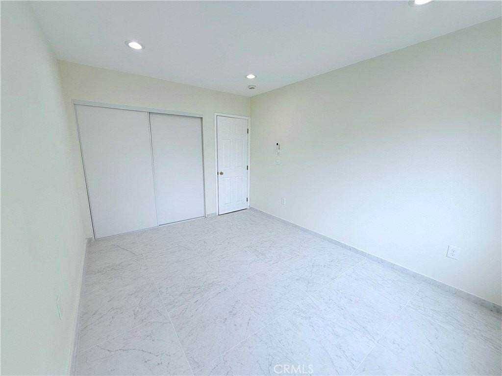 17513 Glenburn Ave - Photo 6 of 16