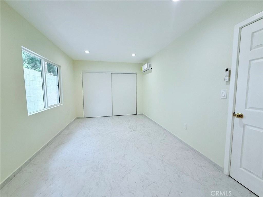 17513 Glenburn Ave - Photo 7 of 16